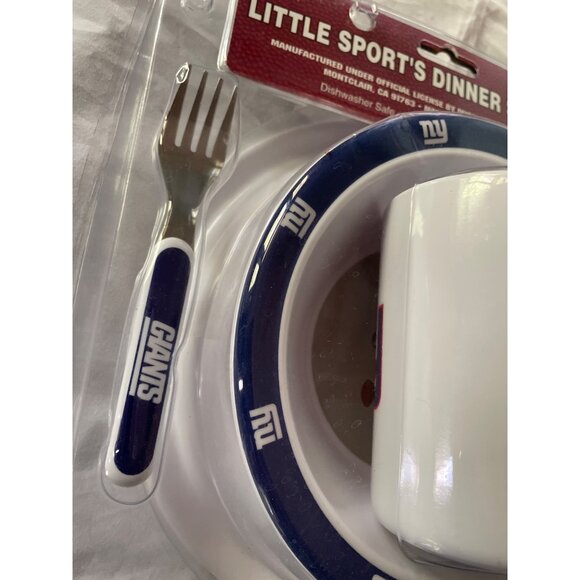 NFL New York Giants Little Sports 3-Piece Dinner Set For Kids - Picture 5 of 11